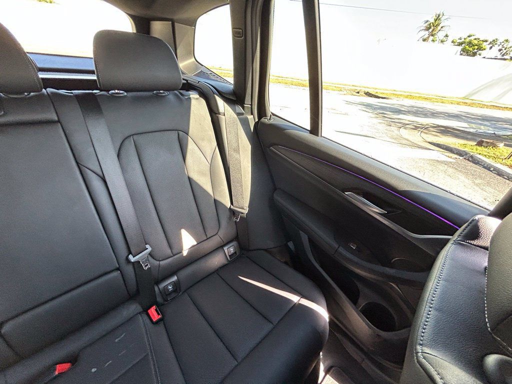 Used 2024 BMW X3 sDrive30i RWD image 14