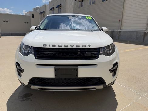 Used 2018 Land Rover Discovery Sport HSE AWD/4WD image 2