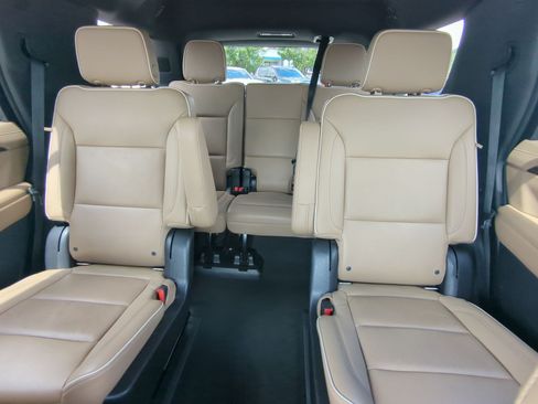 Used 2021 Chevrolet Tahoe Premier RWD image 22