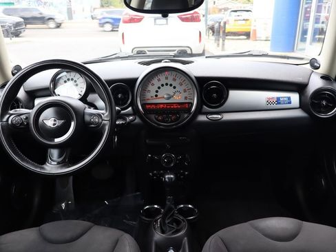 Used 2012 MINI Cooper Hardtop w/ Cold Weather Pkg image 10