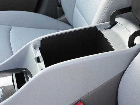 Used 2023 Chevrolet Malibu LT image 25