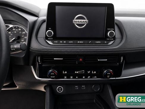Used 2021 Nissan Rogue SV FWD image 14