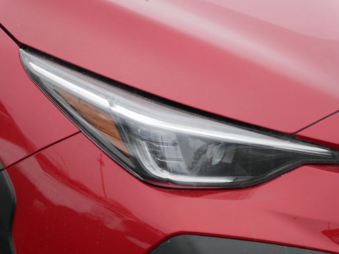 Certified 2024 Subaru Crosstrek 2.5i Limited w/ Crosstrek Mirror Package image 16