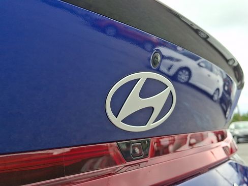 Used 2026 Hyundai Elantra Sport FWD image 29
