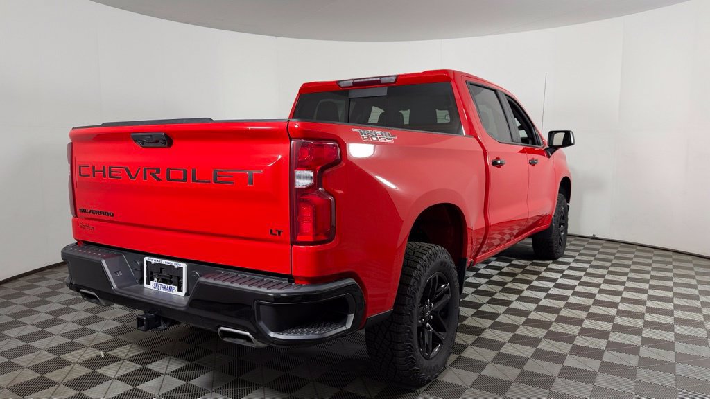 Used 2024 Chevrolet Silverado 1500 LT Trail Boss w/ Convenience Package II AWD/4WD image 10