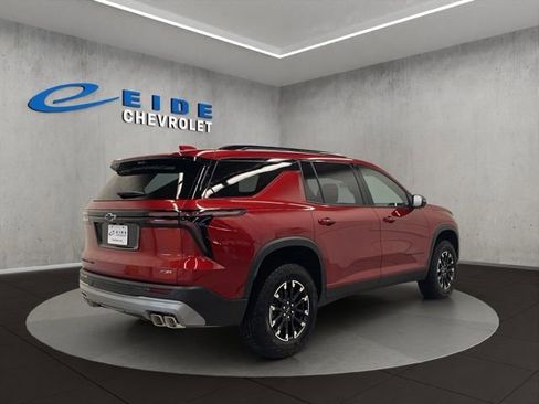 New 2026 Chevrolet Traverse Z71 w/ Enhanced Driving Package AWD/4WD image 4