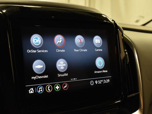 Used 2020 Chevrolet Traverse LT w/ LPO, Floor Liner Package image 18