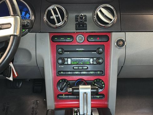 Used 2006 Ford Mustang GT image 15