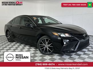 Used 2021 Toyota Camry SE FWD video 1