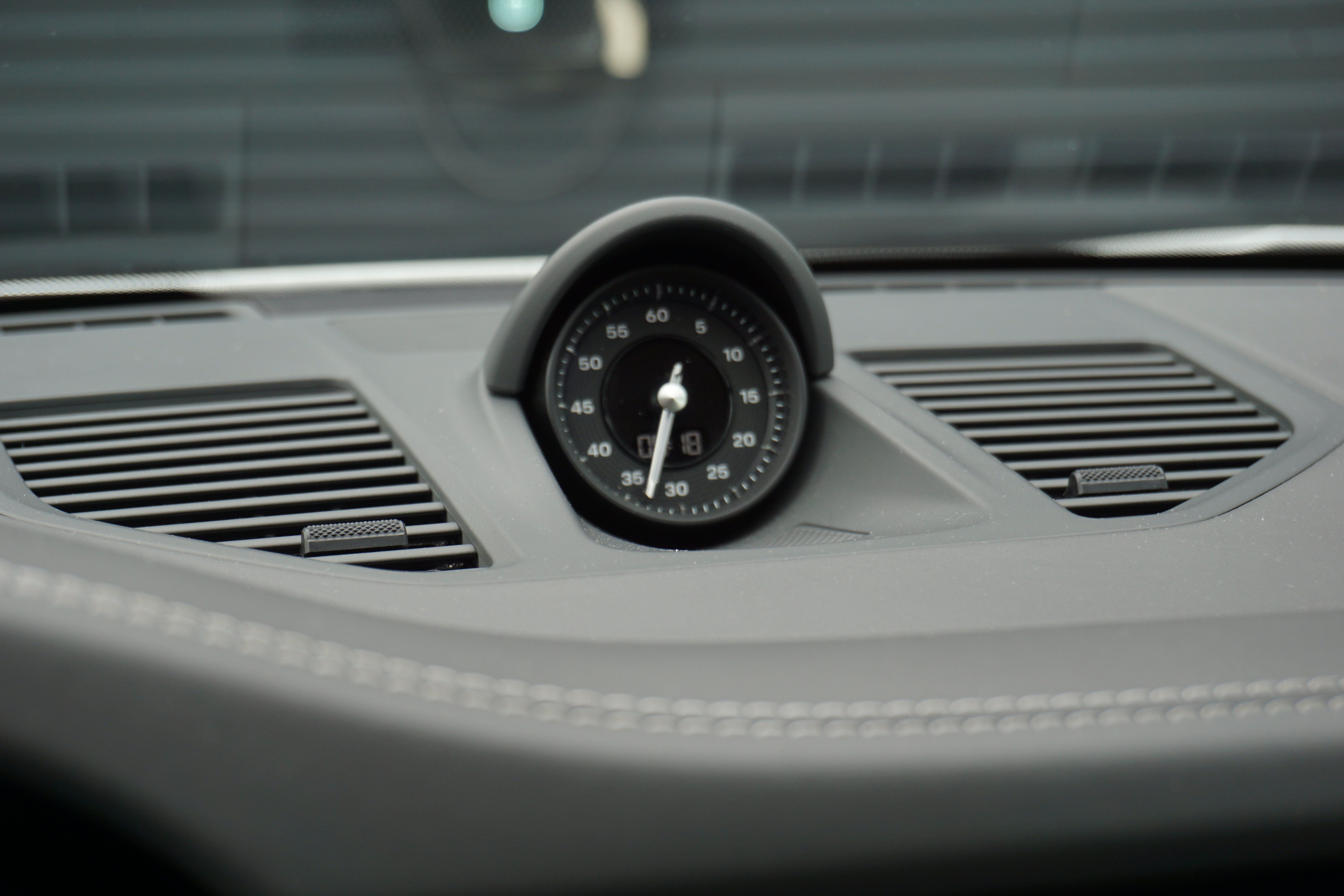 Certified 2022 Porsche 911 Carrera S RWD image 22