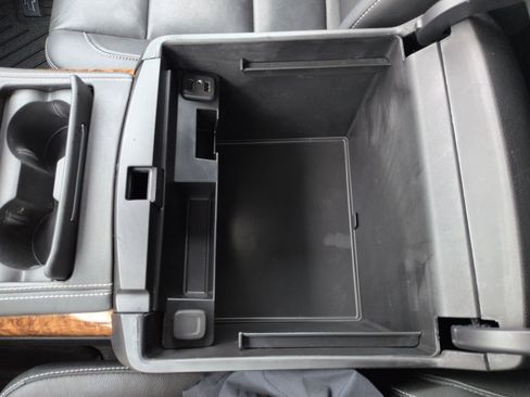 Used 2020 Chevrolet Tahoe Premier image 26