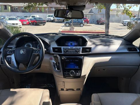 Used 2016 Honda Odyssey EX-L image 30