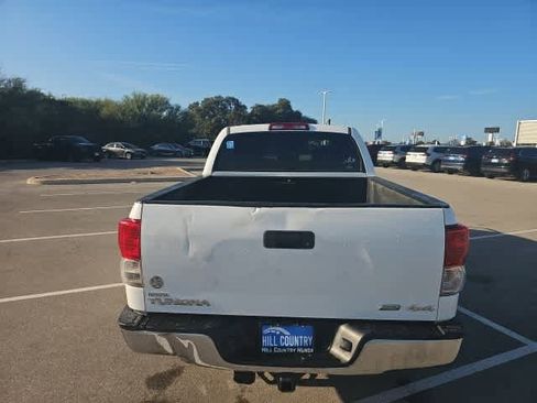 Used 2012 Toyota Tundra 4x4 CrewMax image 5