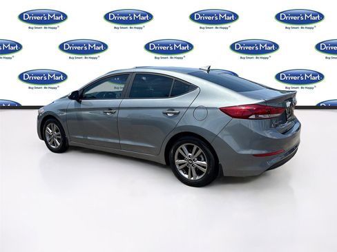 Used 2018 Hyundai Elantra Value Edition FWD image 11