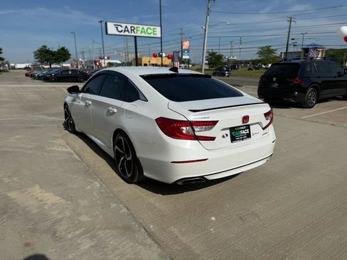 Used 2021 Honda Accord Sport image 9