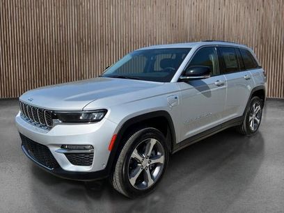 New 2024 Jeep Grand Cherokee Limited 4xe w/ Luxury Tech Group II