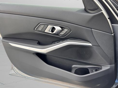 Used 2026 BMW 330i Sedan w/ Premium Package image 21