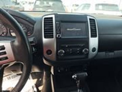Used 2019 Nissan Frontier SV AWD/4WD image 12