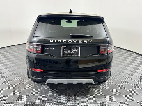Used 2024 Land Rover Discovery Sport S image 8