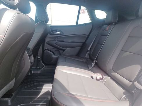 New 2026 Chevrolet Trax RS w/ Sunroof Package FWD image 11