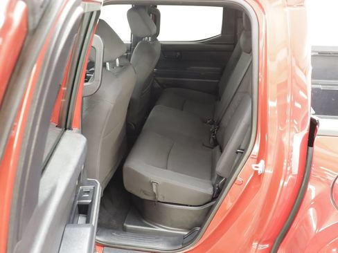 Used 2025 Toyota Tacoma SR5 AWD/4WD image 14