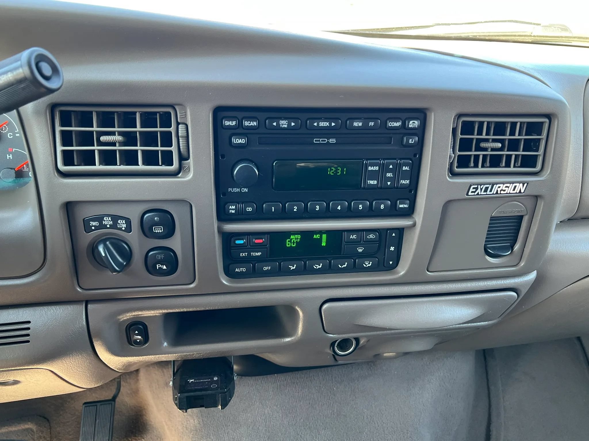 Used 2003 Ford Excursion Limited AWD/4WD image 31