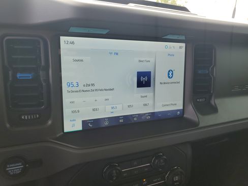 Used 2024 Ford Bronco Black Diamond image 19