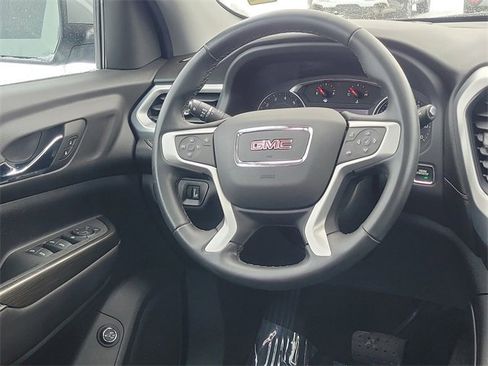 Certified 2023 GMC Acadia SLT image 27