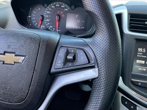 Used 2017 Chevrolet Sonic LT image 19