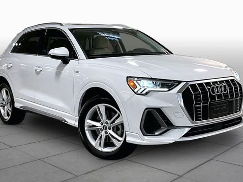 Used 2022 Audi Q3 2.0T Premium Plus w/ Premium Plus Package AWD/4WD image 3