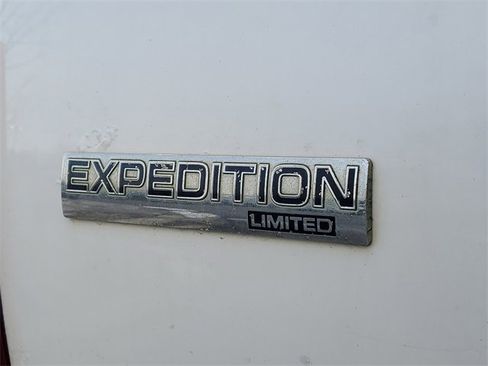 Used 2014 Ford Expedition Limited w/ Equipment Group 301A image 6