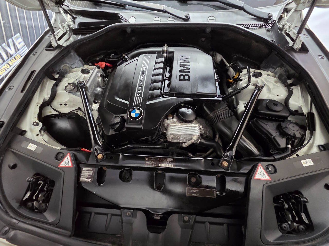 Used 2011 BMW 535i Gran Turismo RWD image 33
