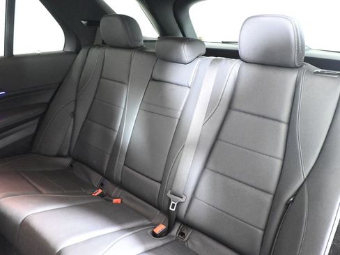 Used 2025 Mercedes-Benz GLE 350 4MATIC image 4