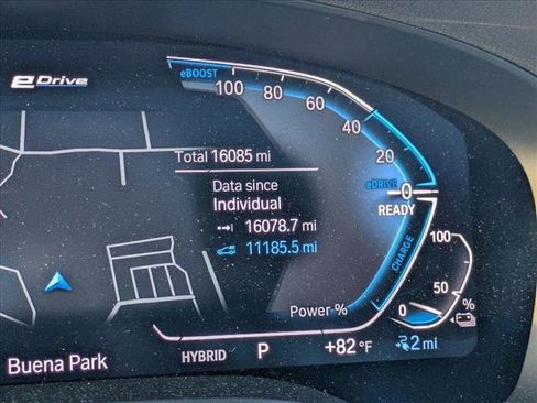 Certified 2023 BMW 530e w/ Premium Package image 11