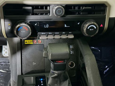 Used 2024 Toyota Tacoma TRD Sport w/ TRD Sport Upgrade Package RWD image 23