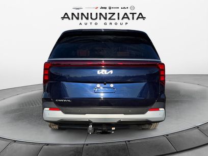 New 2026 Kia Carnival EX