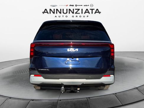 New 2026 Kia Carnival EX FWD image 4
