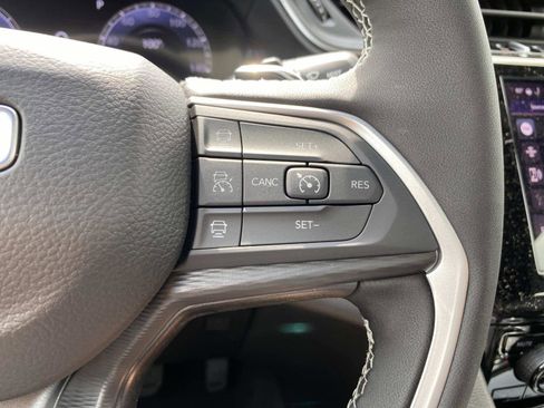 New 2026 Jeep Grand Cherokee L 4WD image 16