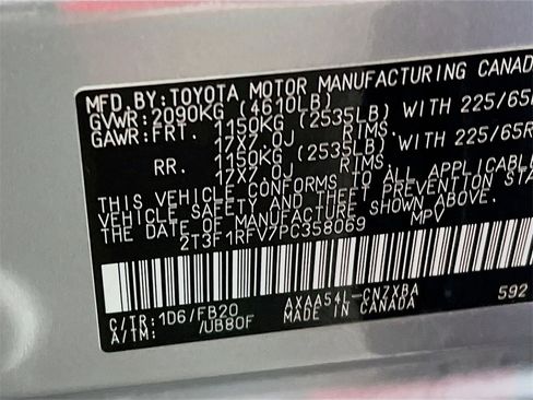 Certified 2023 Toyota RAV4 LE image 28