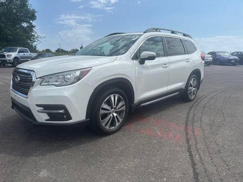 Used 2022 Subaru Ascent Limited w/ Technology Package AWD/4WD image 1