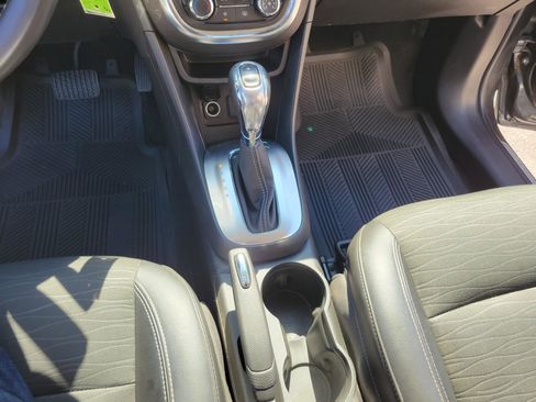 Used 2016 Buick Encore FWD image 26
