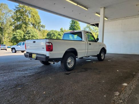 Used 2005 Ford Ranger XL image 3