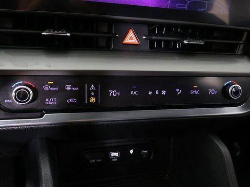 Used 2023 Kia Sportage EX image 45