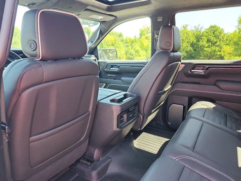 Certified 2024 GMC Sierra 1500 AT4X AWD/4WD image 16