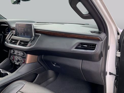 Used 2022 Chevrolet Tahoe High Country AWD/4WD image 18