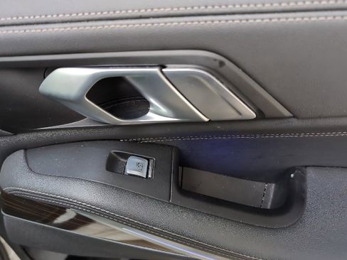 Used 2023 BMW X7 xDrive40i image 23