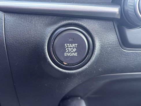 Used 2023 MAZDA MAZDA3 s FWD image 32