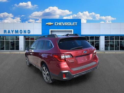 Used 2018 Subaru Outback 2.5i Limited AWD/4WD image 5