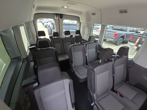 Certified 2025 Ford Transit 350 XLT image 22