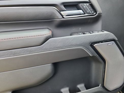 New 2026 GMC Sierra 2500 AT4X AWD/4WD image 7